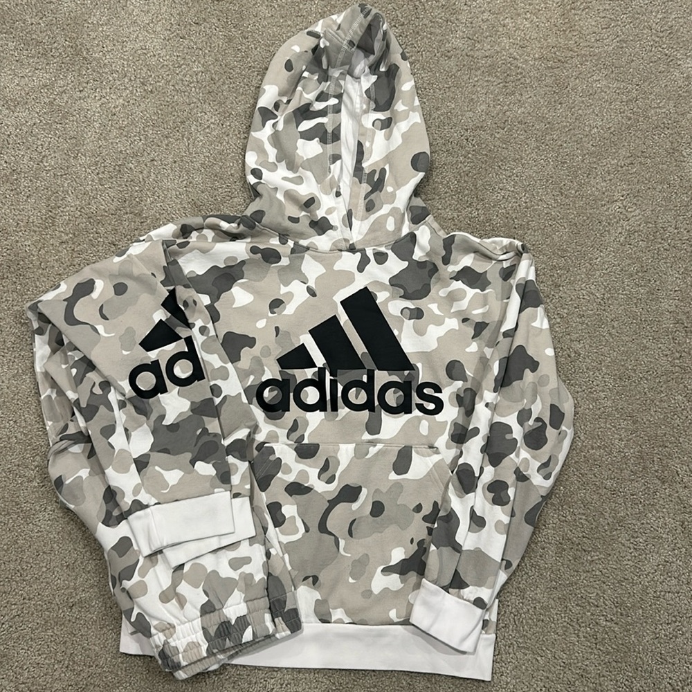 Adidas Tan Camo Sweatshirt Hoodie and Sweatpants YXL
